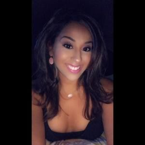 Meet your Posher, Alexis